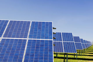 Erste Privatperson eröffnet Solarpark ohne staatliche Förderung